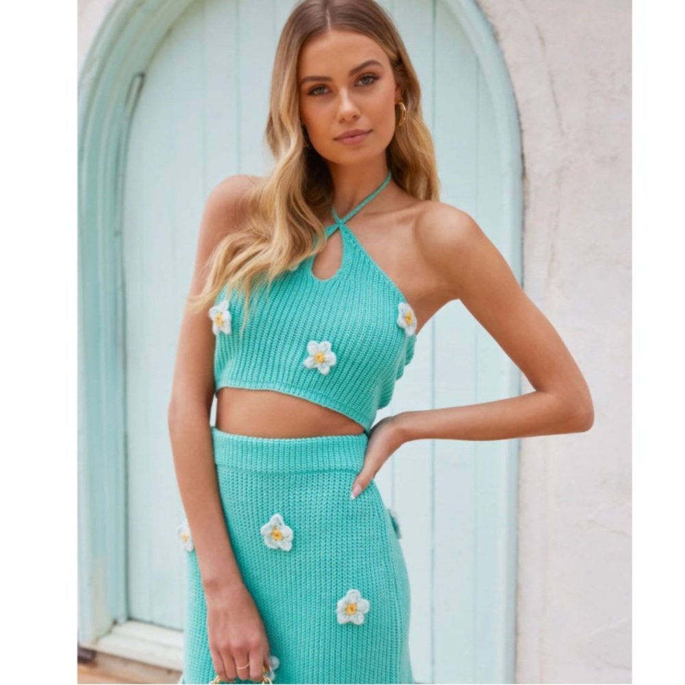 VICI Daisy Knit Set. Halter Top (Large) and Mini Skirt (Medium). Never worn.
